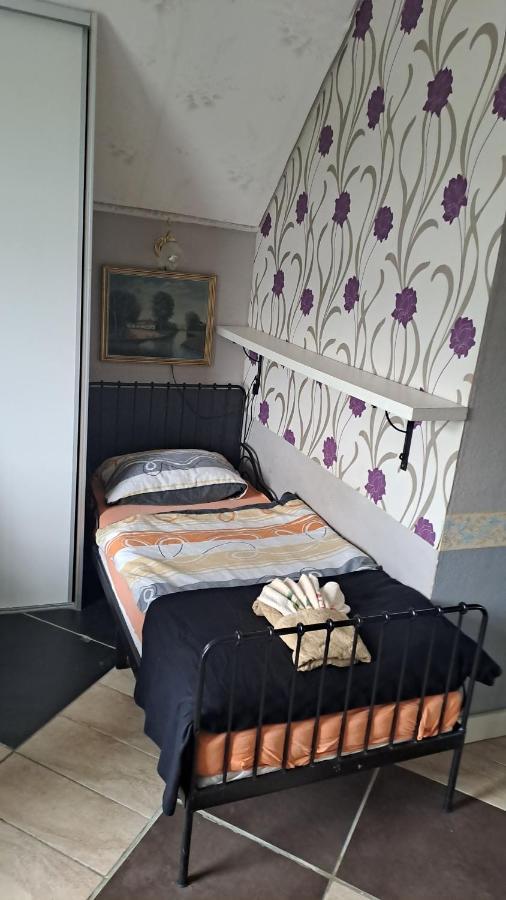 Sárkány Lak Diosd Esterno foto